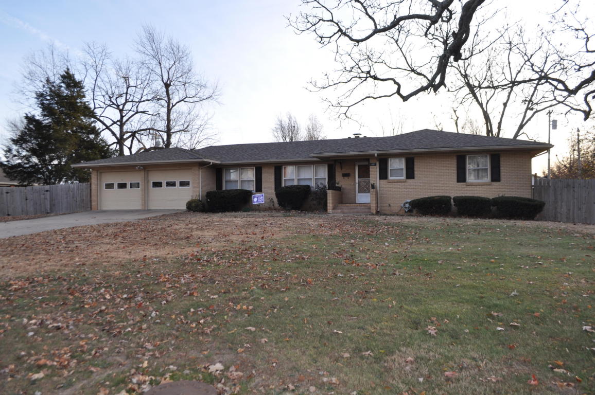1007 N 5th St, Monett, MO 65708 photo 1