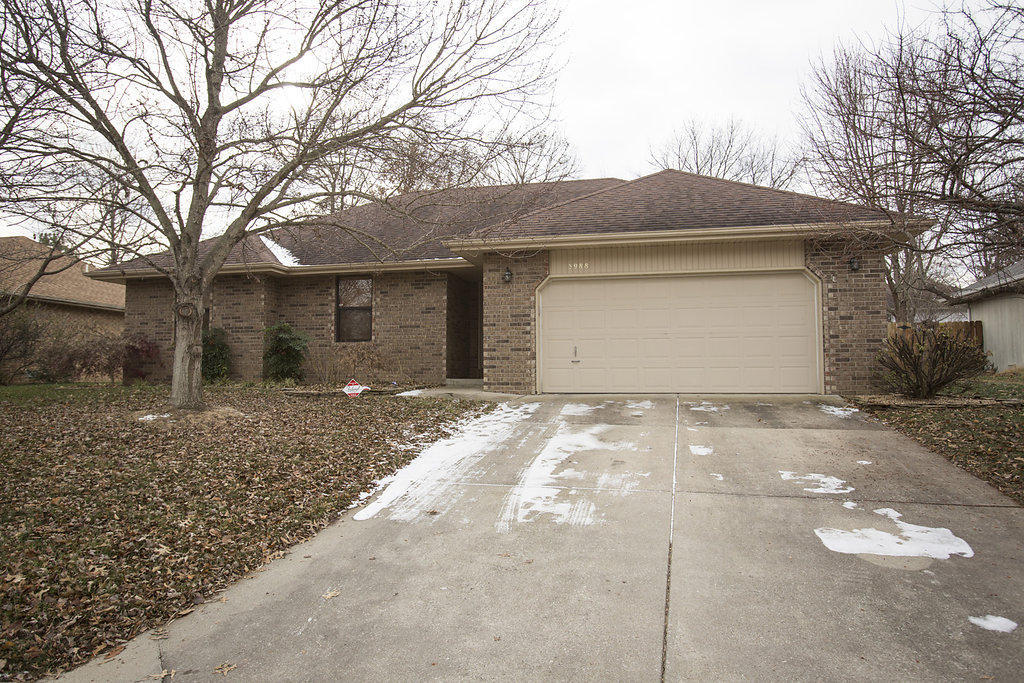 3988 W Tracy St, Springfield, MO 65807 photo 1