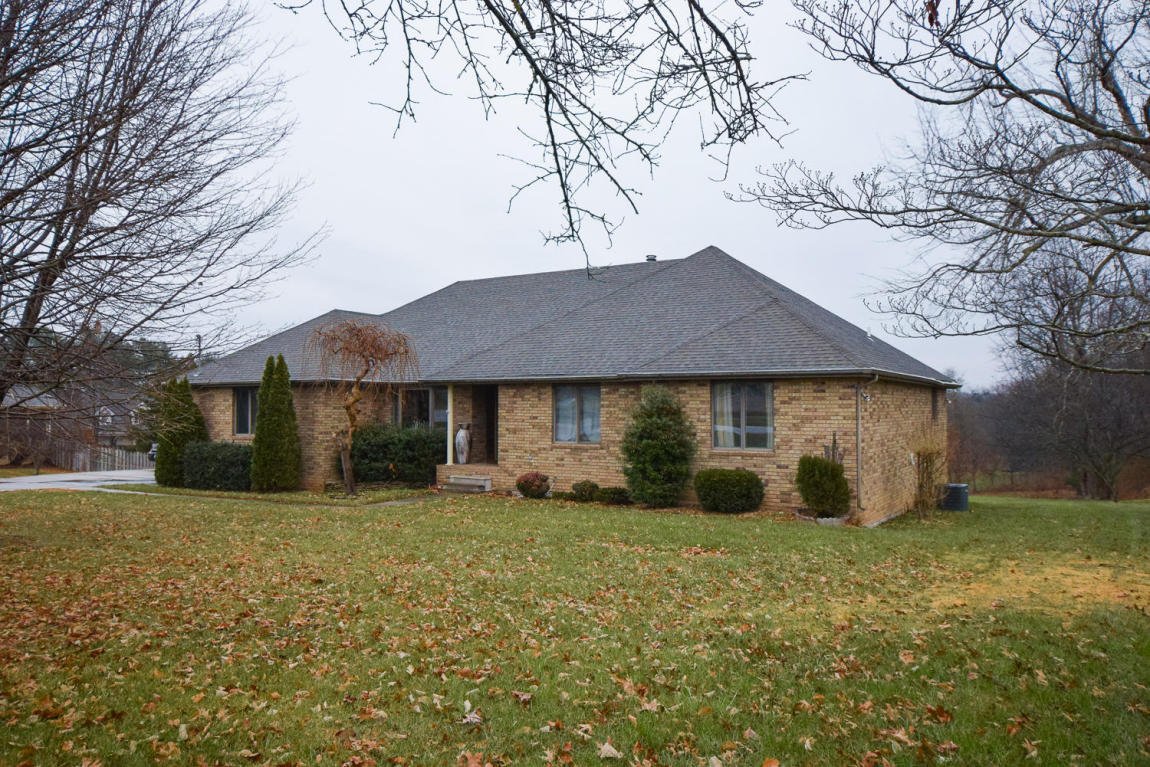 960 S Mumford Dr, Springfield, MO 65809 photo 1