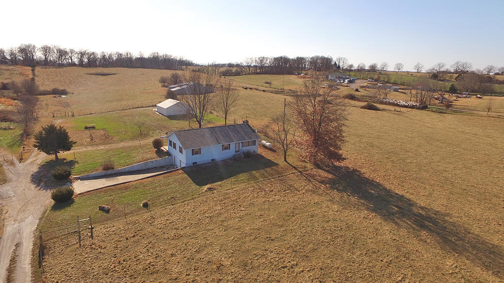 954 Persimmon Rd, Ozark, MO 65721 photo 1