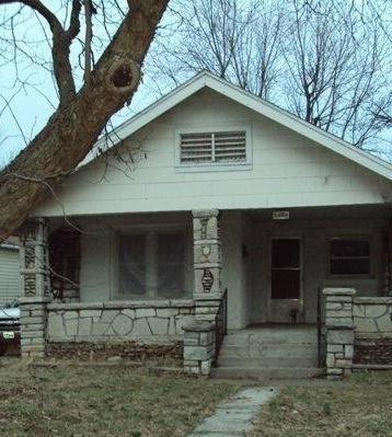 2038 N Robberson Ave, Springfield, MO 65803 photo 1