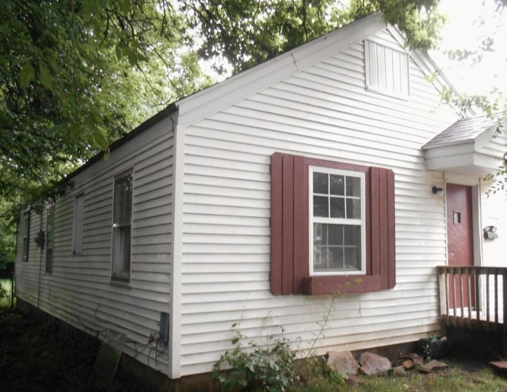 1847 W Chestnut St, Springfield, MO 65802 photo 1
