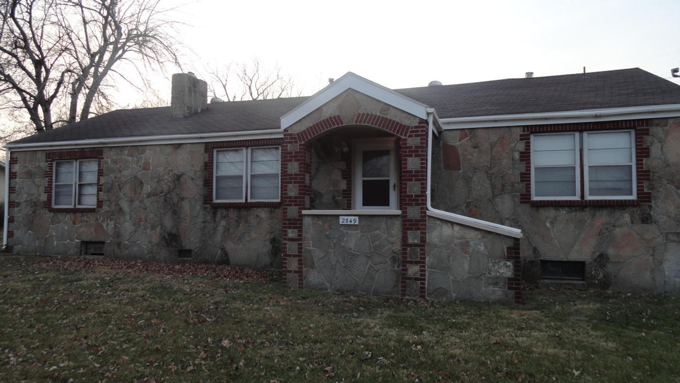 2849 N National Ave, Springfield, MO 65803 photo 1