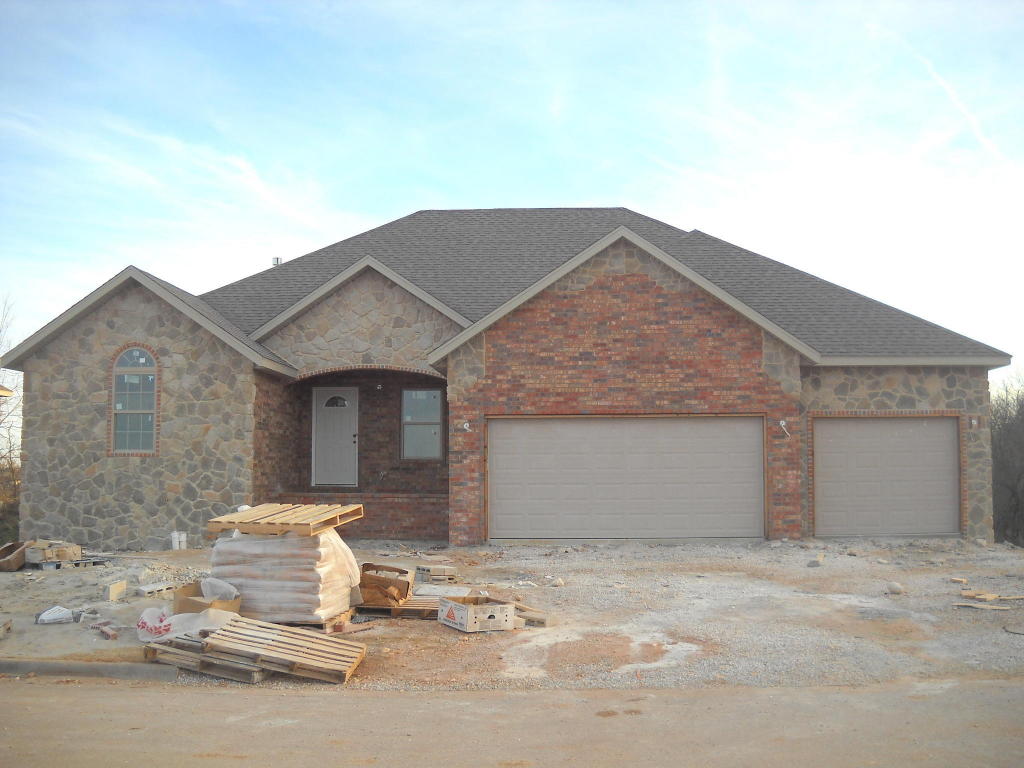 762 E Diamond Ave, Nixa, MO 65714 photo 1