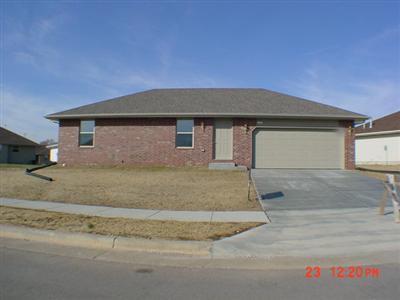 3211 W Webster St, Springfield, MO 65803 photo 1