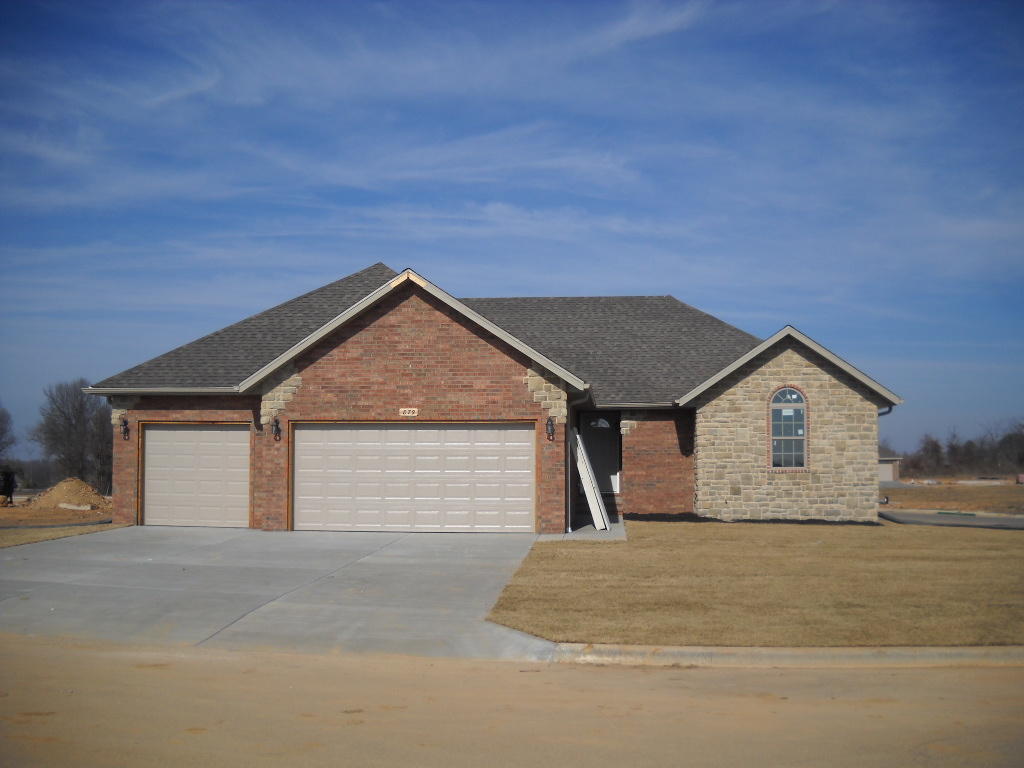 889 E Striper Dr, Nixa, MO 65714 photo 1