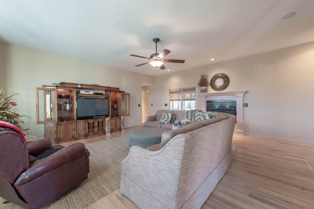 4621 S Warren Rd, Springfield, MO 65810 photo 4