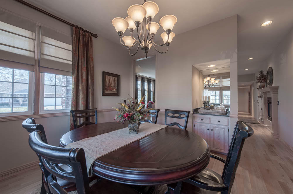 4621 S Warren Rd, Springfield, MO 65810 photo 8