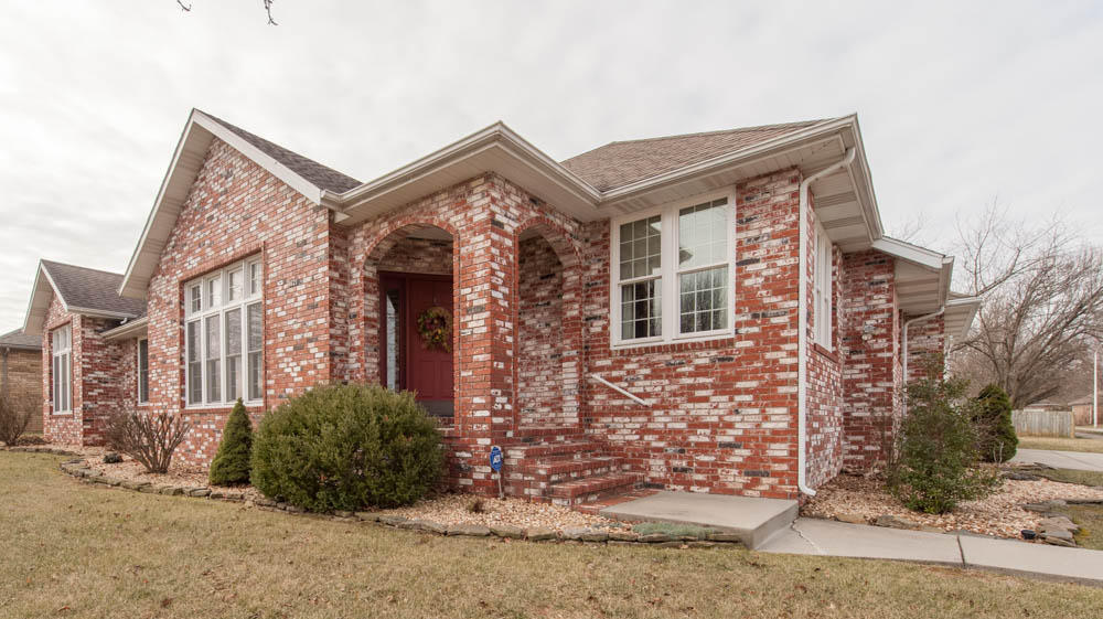 4621 S Warren Rd, Springfield, MO 65810 photo 1