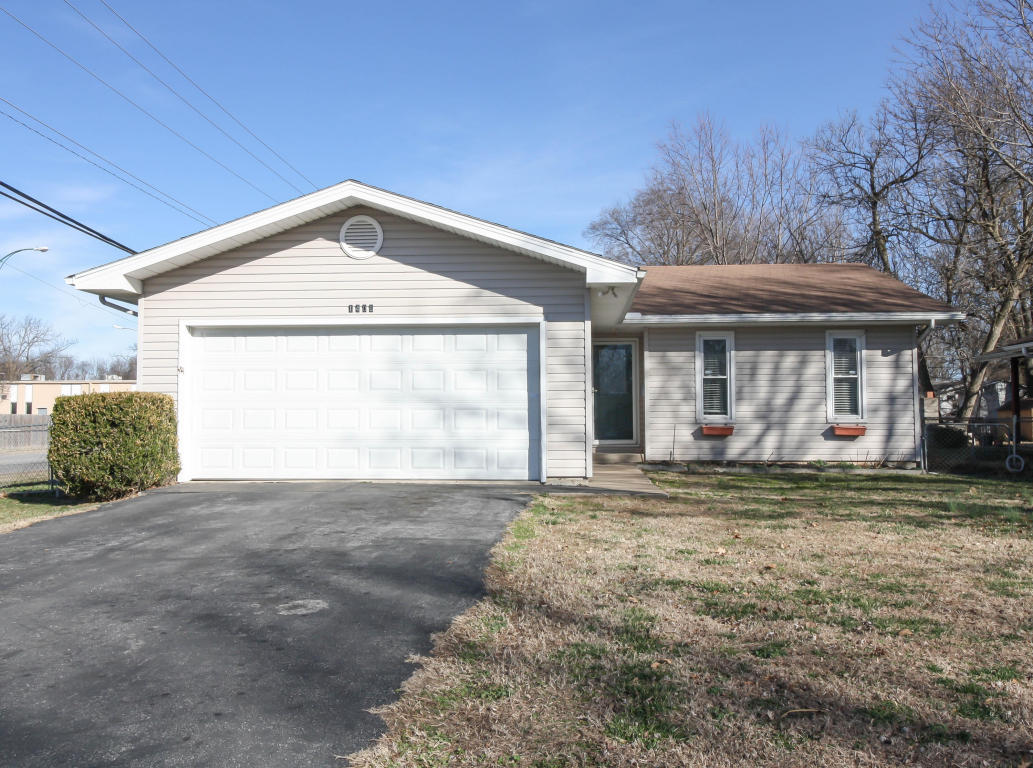 1406 S Barnes Ave, Springfield, MO 65804 photo 1