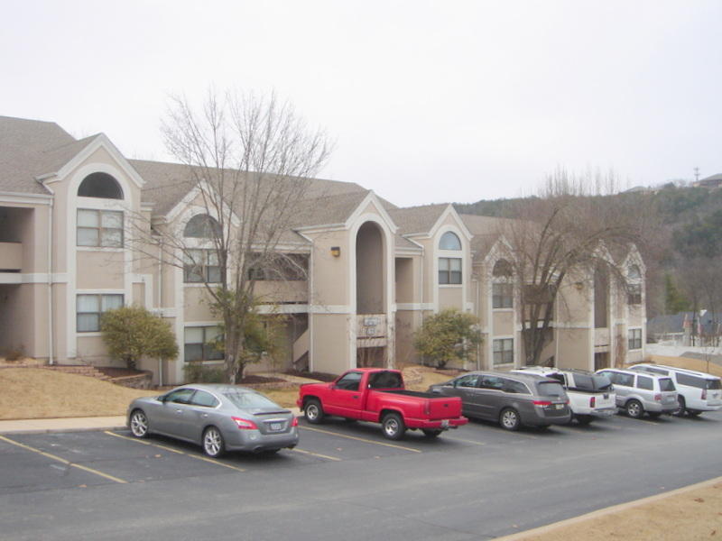305 Wimbledon Dr #4, Branson, MO 65616 photo 1