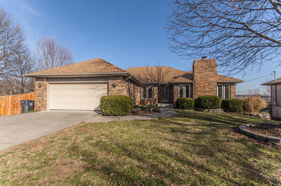 5040 S Wanda Gray Ave, Springfield, MO 65810 photo 1