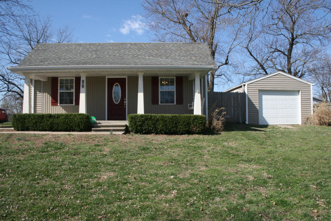 803 S 3rd St, Ozark, MO 65721 photo 1