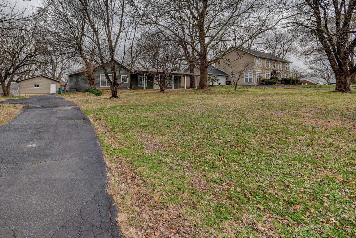 1251 E River Rd, Springfield, MO 65804 photo 1