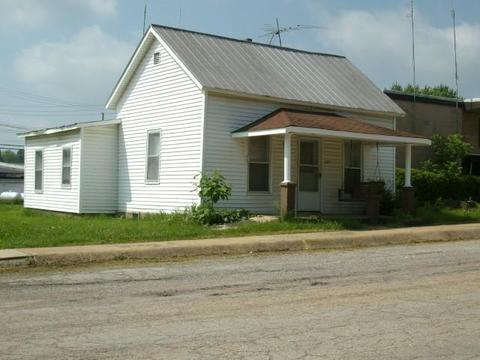 227 2nd St, Mountain View, MO 65548 photo 1