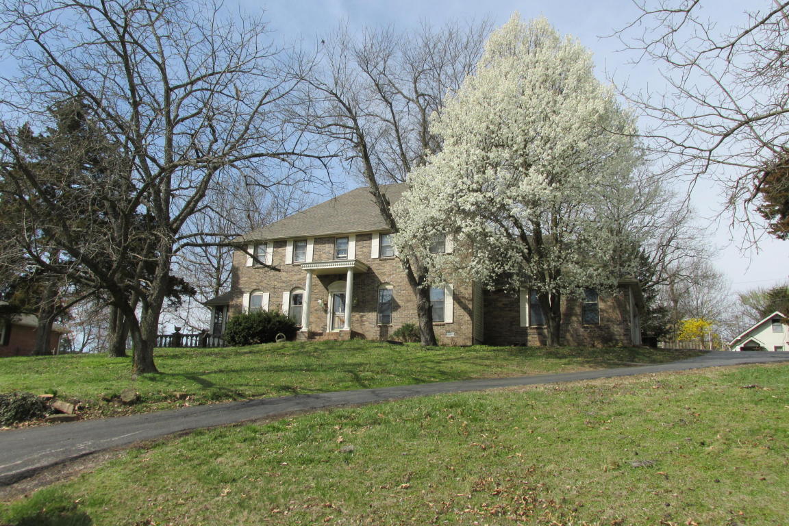 5921 S Lakeshore Dr, Springfield, MO 65810 photo 1