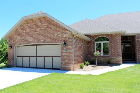 3222 W Sunset St, Springfield, MO 65807 photo 1