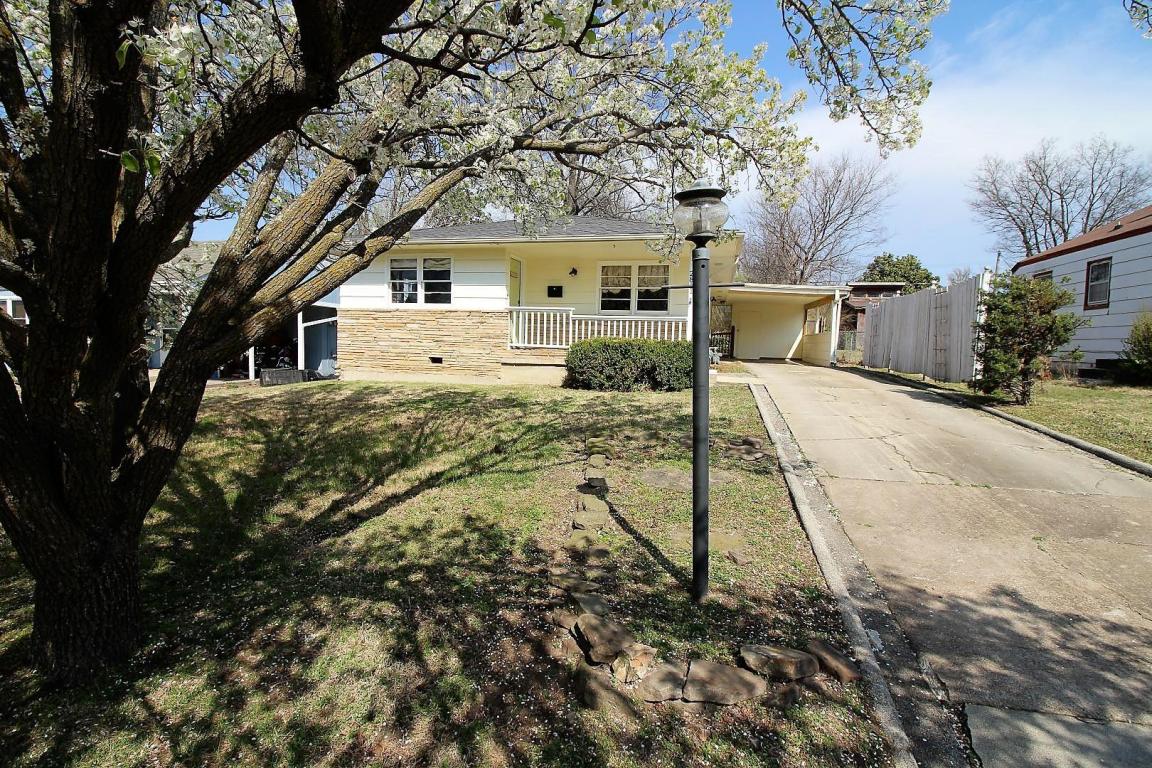 2811 E 12th St, Joplin, MO 64801 photo 1
