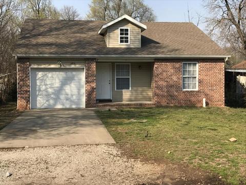 2851 W Elm St, Springfield, MO 65802 photo 1