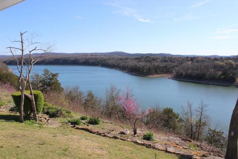 27227 Overlook Ln, Eagle Rock, MO 65641 photo 1