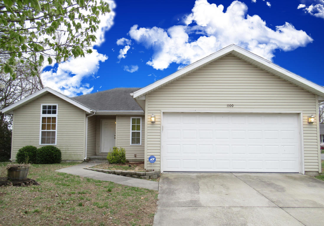 1100 E Locust St, Springfield, MO 65803 photo 1