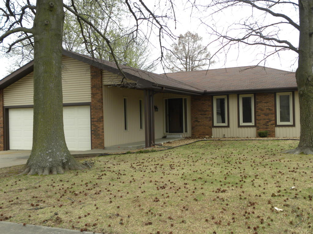 3253 S Kimbrough Ave, Springfield, MO 65807 photo 1
