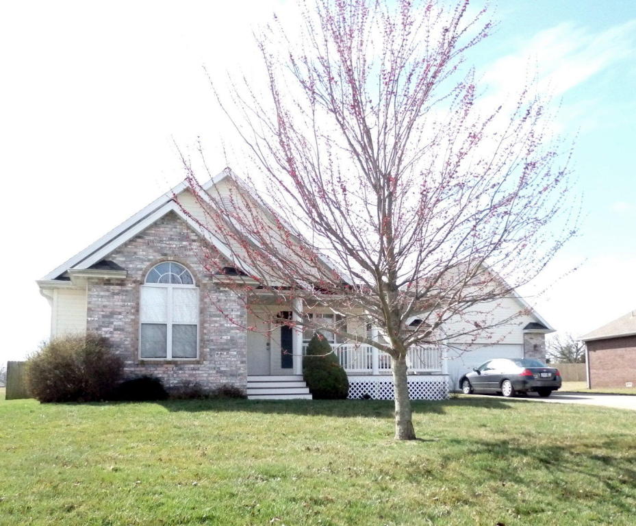 1030 Berkley, Marshfield, MO 65706 photo 1