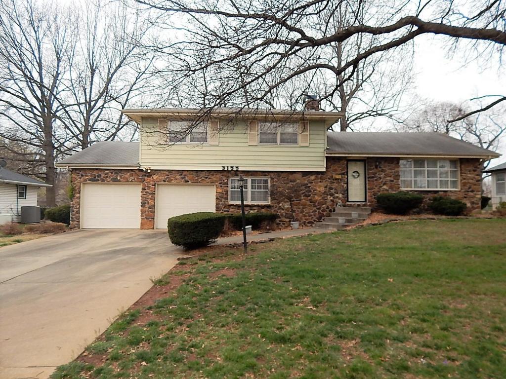 3155 S Glenhaven Ave, Springfield, MO 65804 photo 1