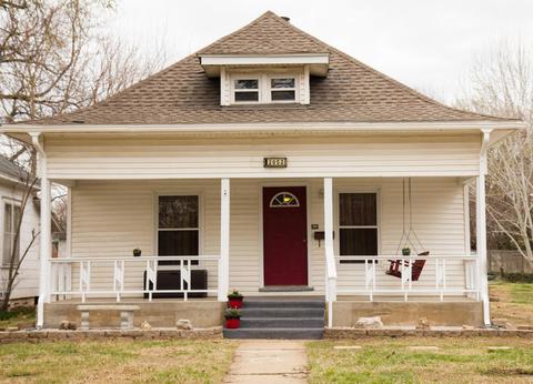 2052 N Franklin Ave, Springfield, MO 65803 photo 1