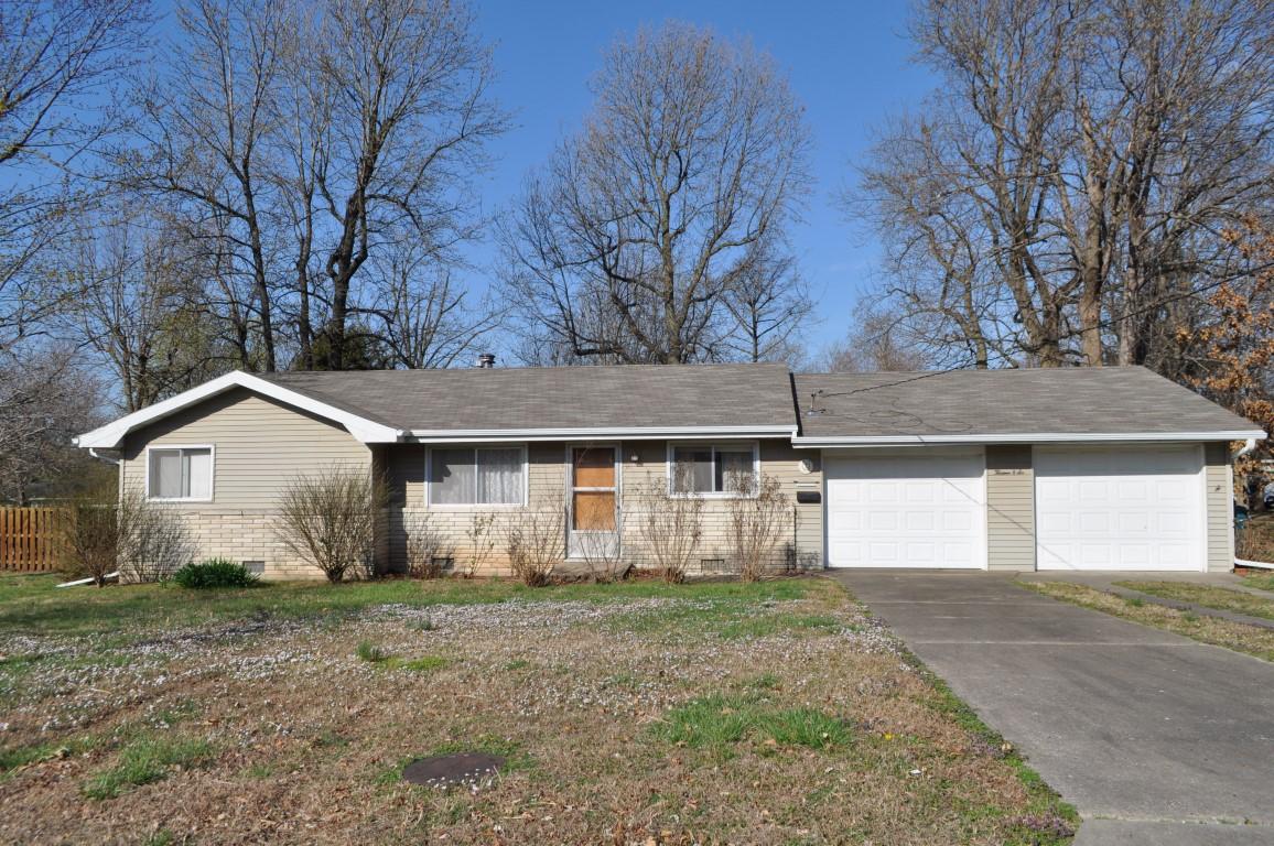 1306 7th St, Monett, MO 65708 photo 1