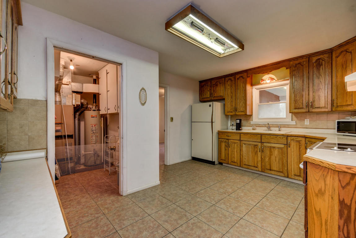 2311 S Dollison Ave, Springfield, MO 65807 photo 13
