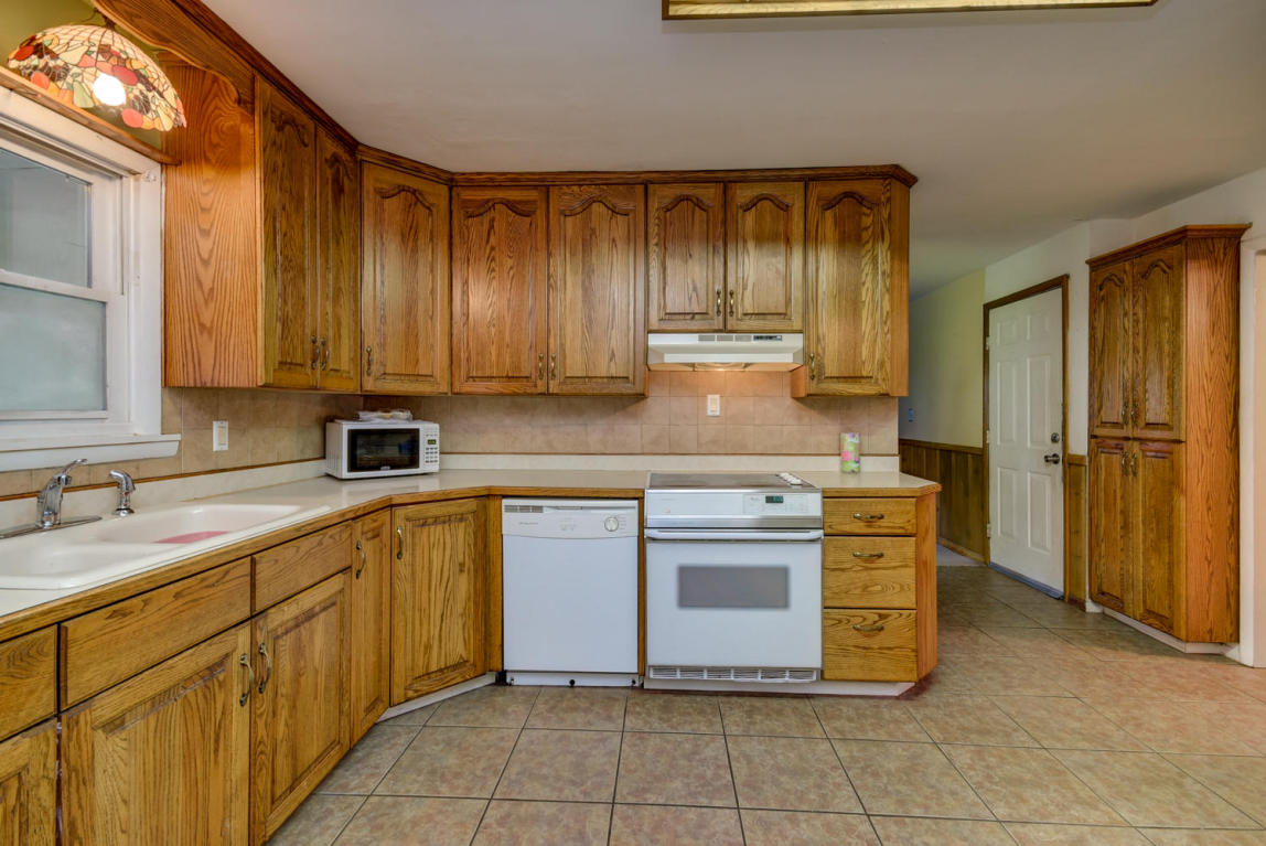 2311 S Dollison Ave, Springfield, MO 65807 photo 9