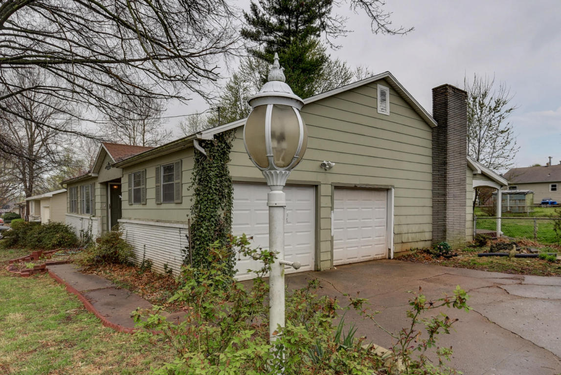 2311 S Dollison Ave, Springfield, MO 65807 photo 4