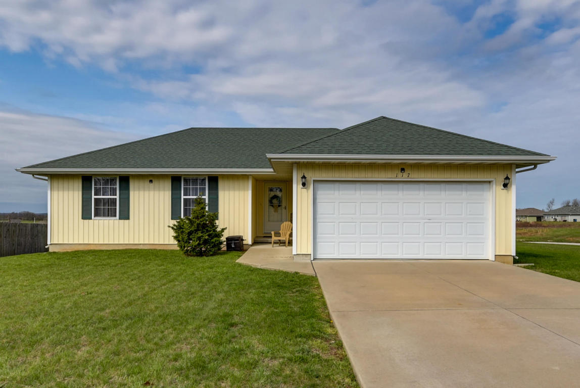 117 Spruce Ave, Clever, MO 65631 photo 1