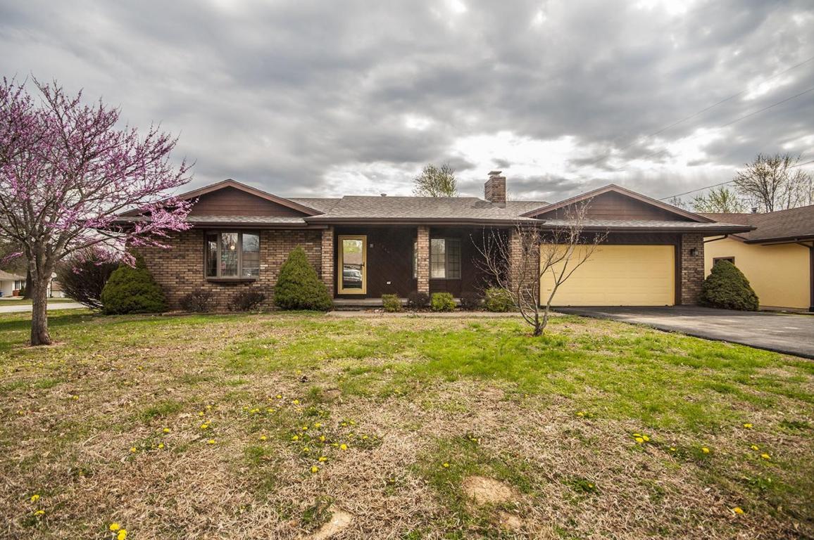5748 S Buttercup Ln, Battlefield, MO 65619 photo 1