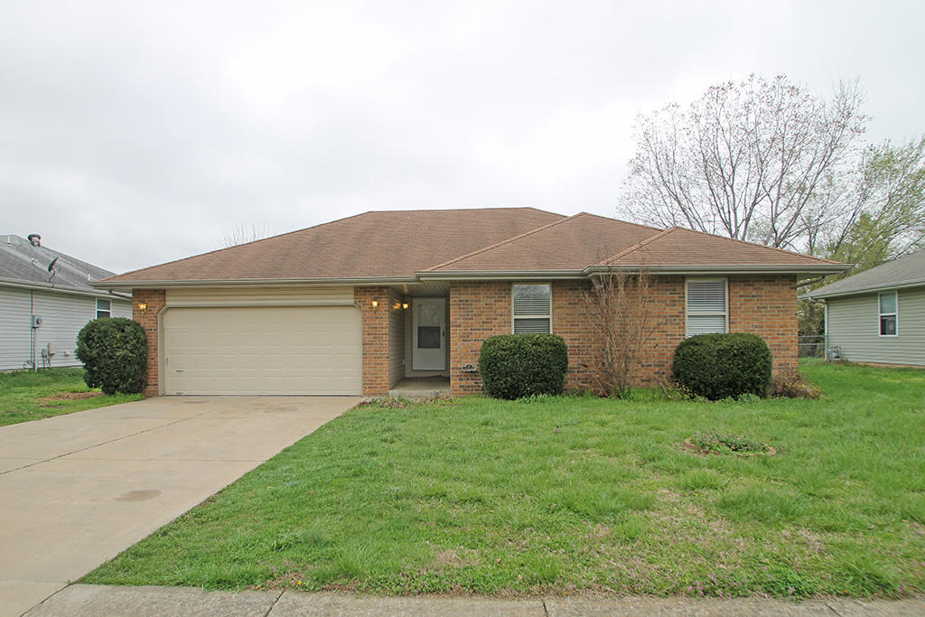 1109 N Golden Ave, Springfield, MO 65802 photo 1