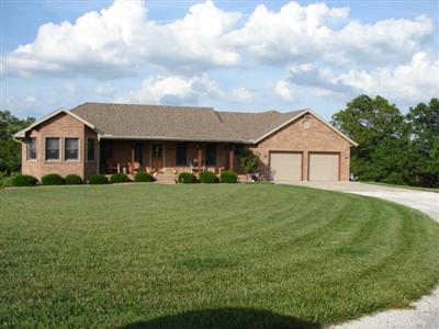 842 Mountainview Dr, Sparta, MO 65753 photo 1