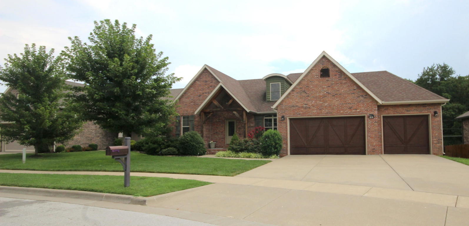 2018 S Emerald Pl, Springfield, MO 65809 photo 1