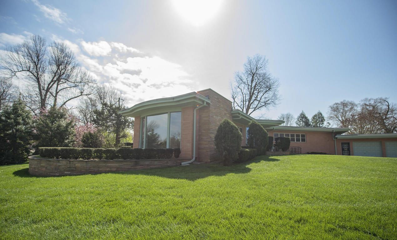 1460 S Clay Ave, Springfield, MO 65807 photo 1