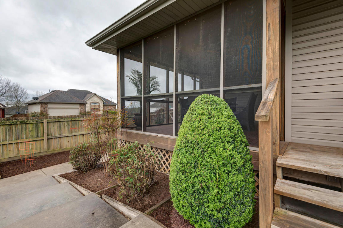 454 S Yellowwood Dr, Springfield, MO 65809 photo 26