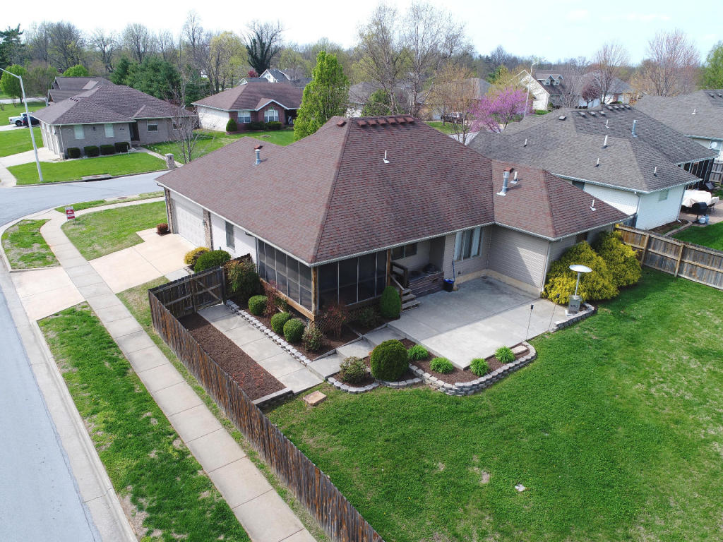 454 S Yellowwood Dr, Springfield, MO 65809 photo 27