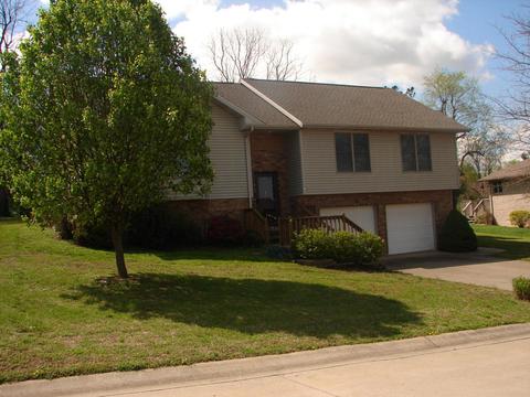 415 Honeysuckle Ln, Monett, MO 65708 photo 1