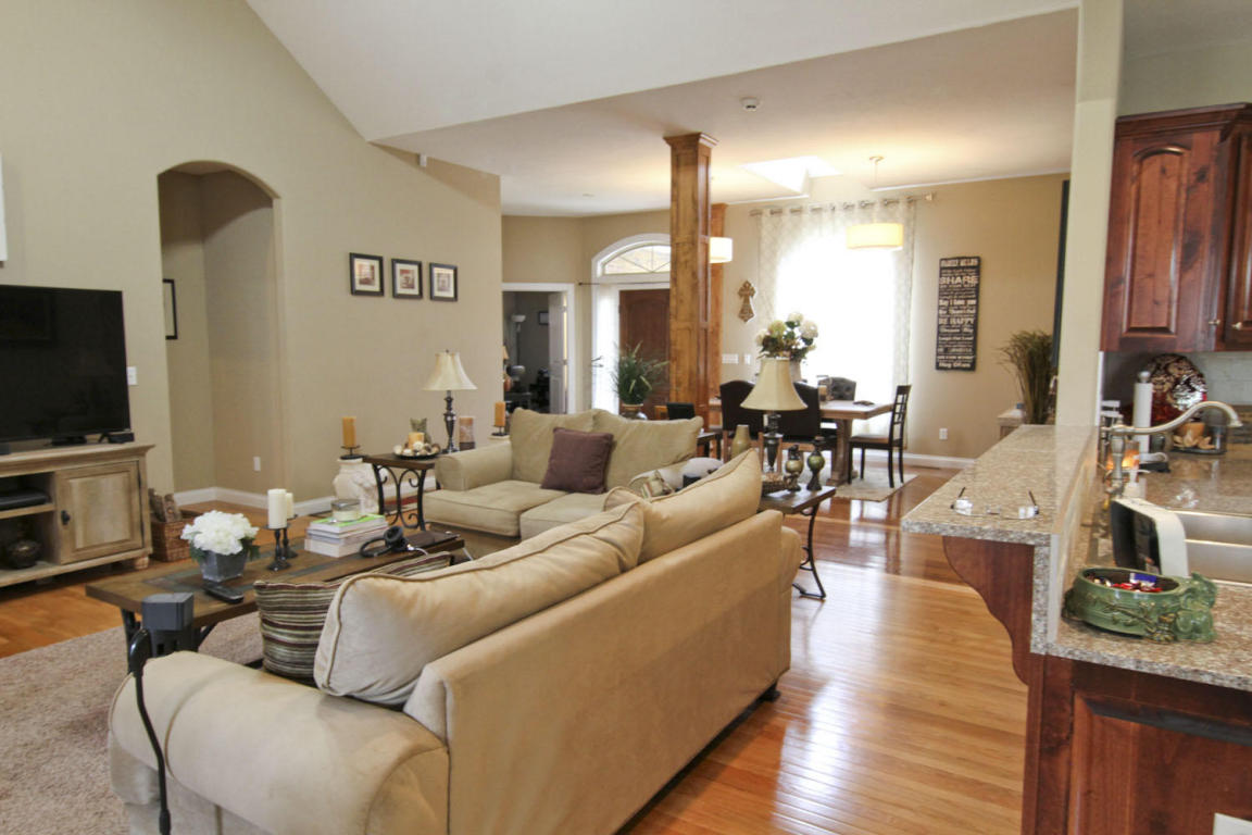 847 E Beechwood Rd, Nixa, MO 65714 photo 7