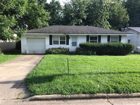 1034 E Mccanse St, Springfield, MO 65803 photo 1