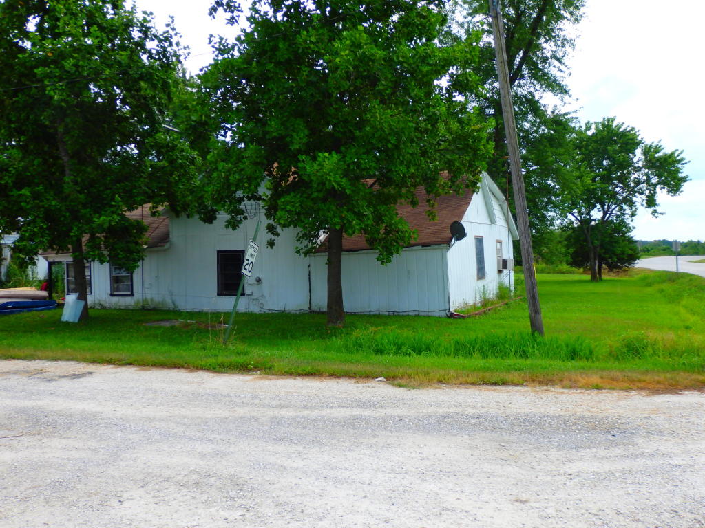 300 E 2nd St, Fair Play, MO 65649 photo 1