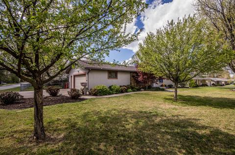 3463 S Dayton Ave, Springfield, MO 65807 photo 1