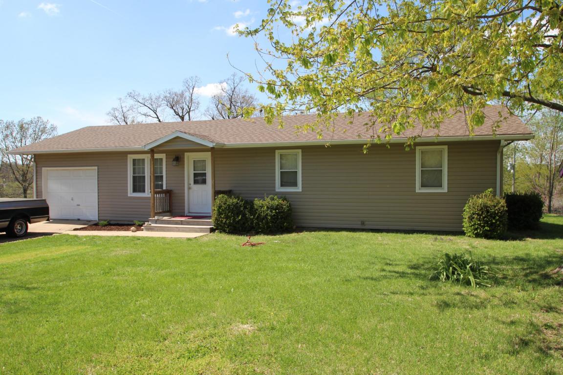 575 N White Oak St, Marshfield, MO 65706 photo 1