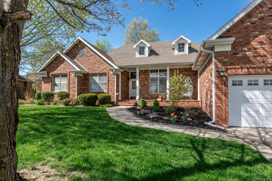 4893 E Lamonta St, Springfield, MO 65809 photo 1