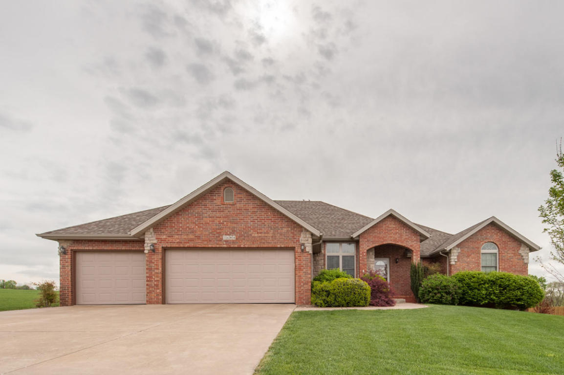 2684 E Keystone Dr, Republic, MO 65738 photo 1