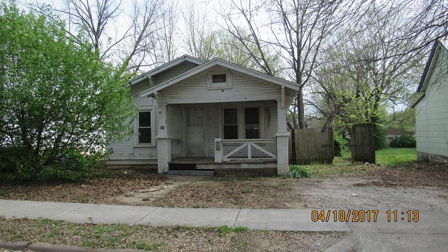 836 S Douglas Ave, Springfield, MO 65806 photo 1